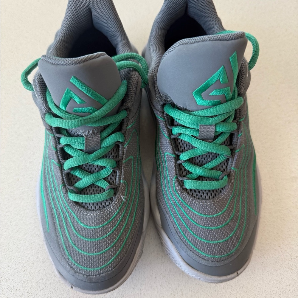 Nike Kids Gray and Teal Sneakers